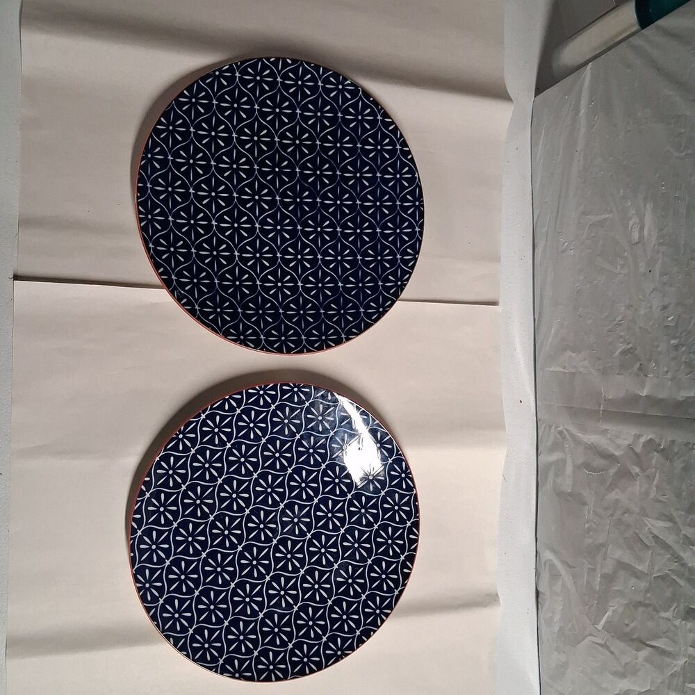 2 Better Homes & Gardens Piers Dinner Plates 10.5” Blue with Red Trim